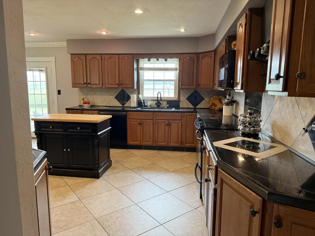 14607 15 Mile Road Marshall Township MI 49068
