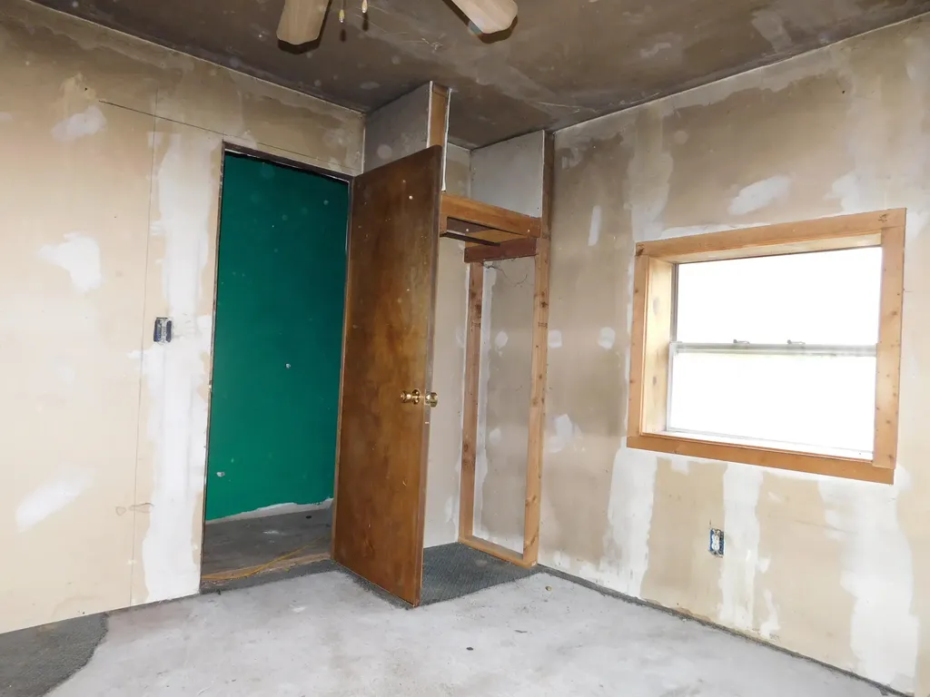 11880 Pine Cove Unknown City MI 49649