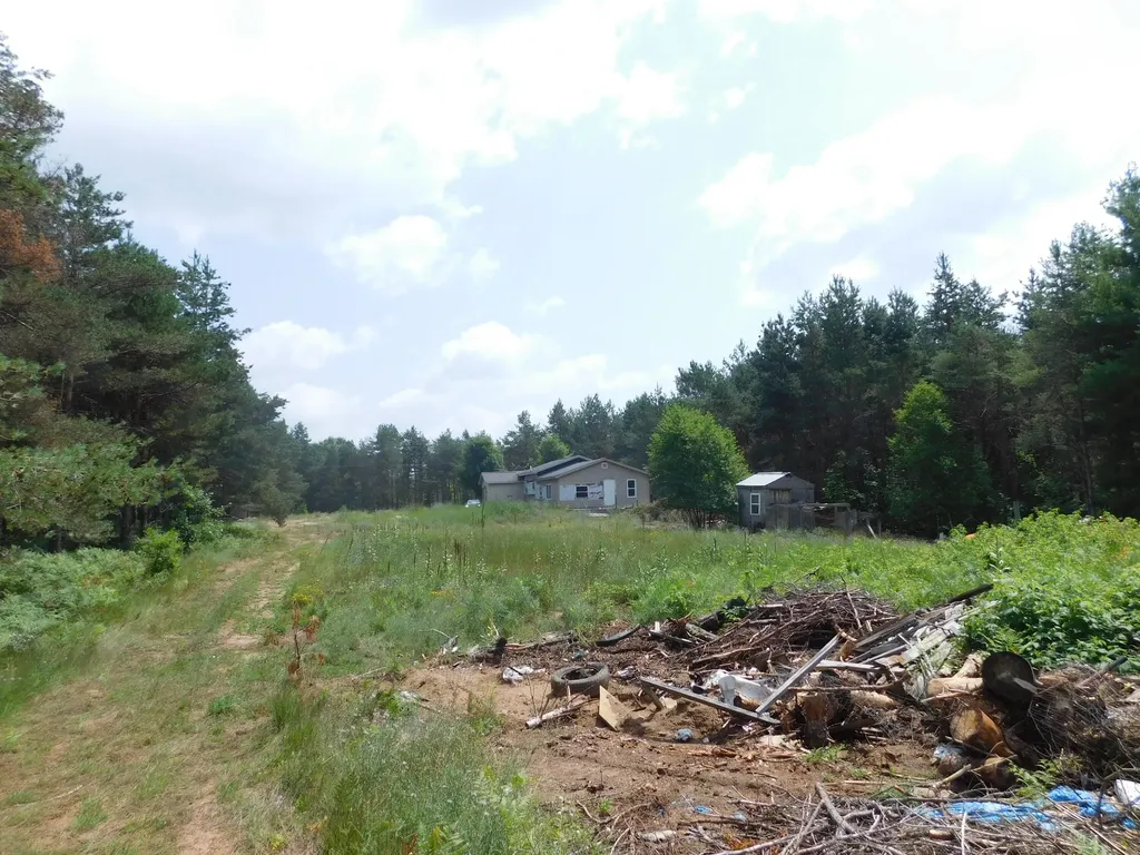 11880 Pine Cove Unknown City MI 49649