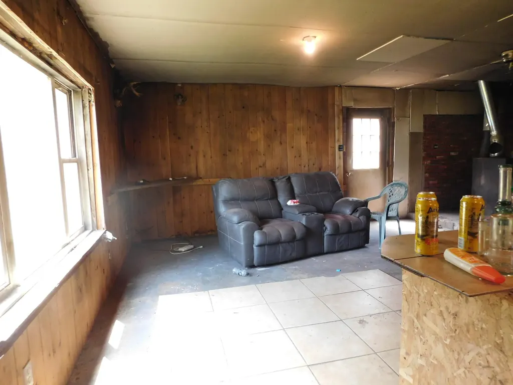 11880 Pine Cove Unknown City MI 49649