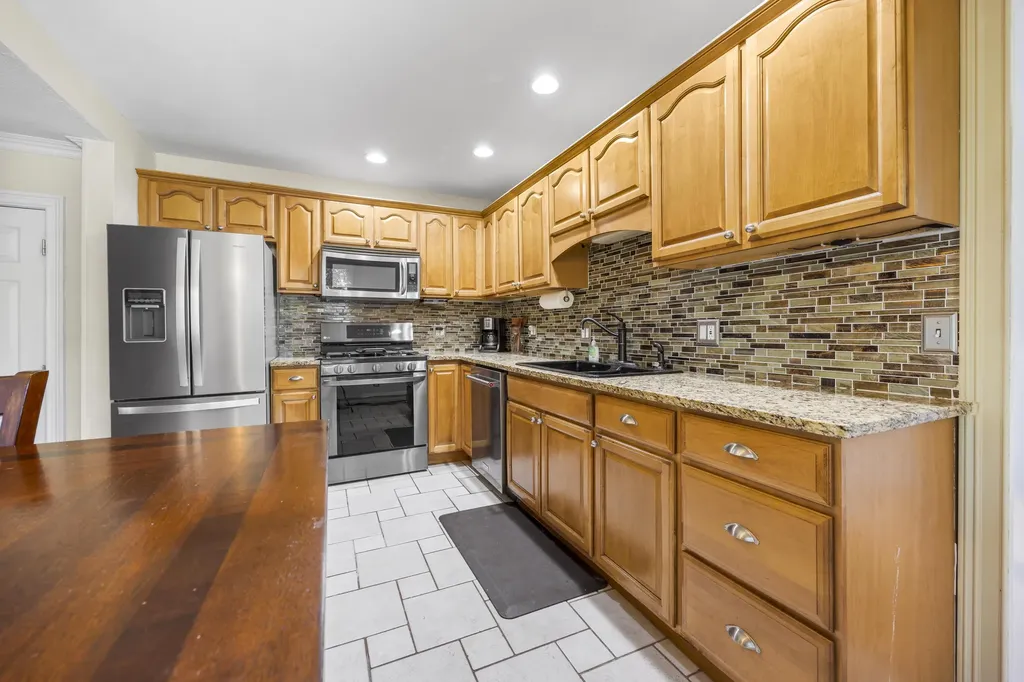 840 Edgehill Place Battle Creek City MI 49015