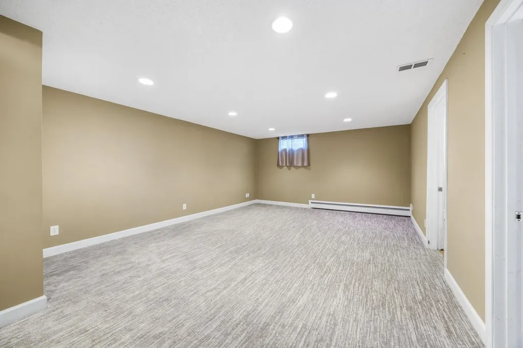 840 Edgehill Place Battle Creek City MI 49015