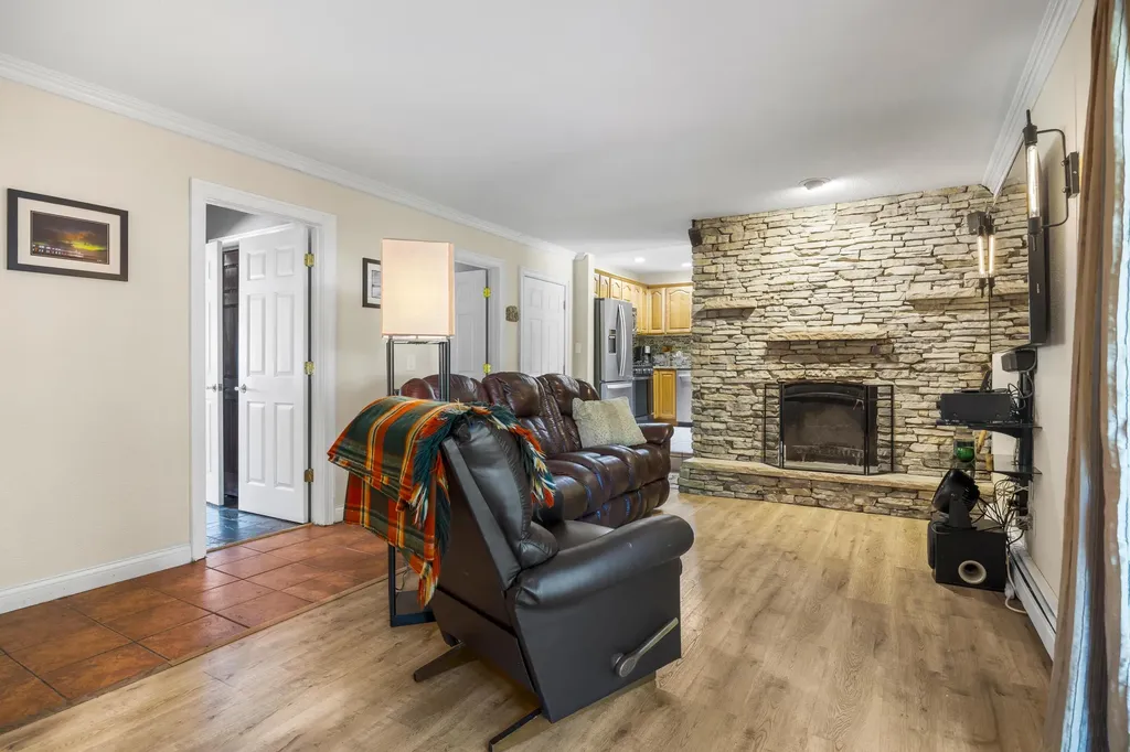 840 Edgehill Place Battle Creek City MI 49015