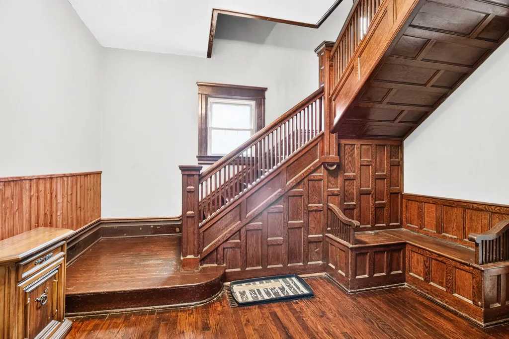 66 Magnolia Avenue Battle Creek City MI 49017