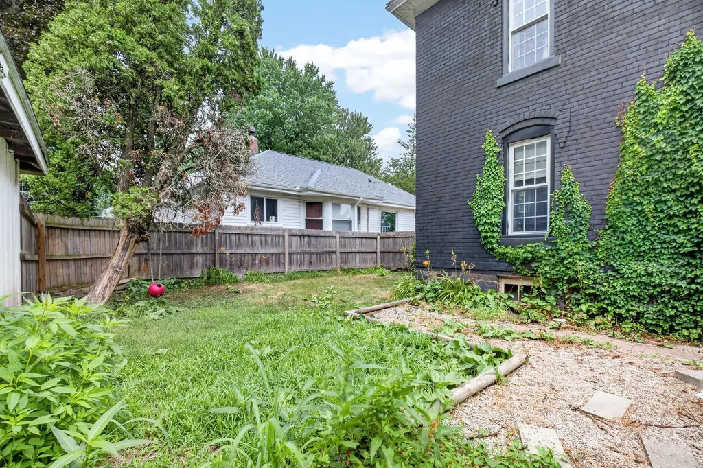 66 Magnolia Avenue Battle Creek City MI 49017