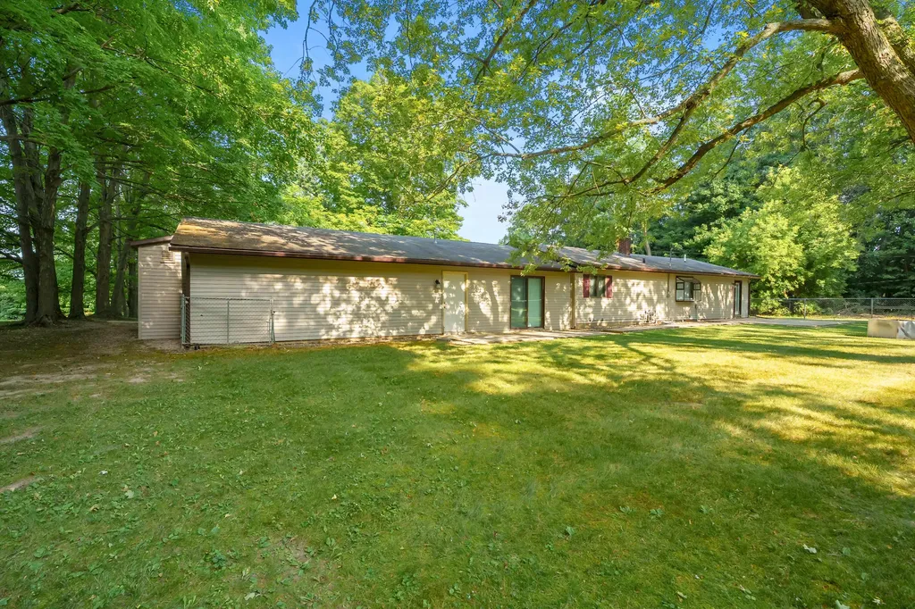 12876 Helmer Road S Battle Creek City MI 49015