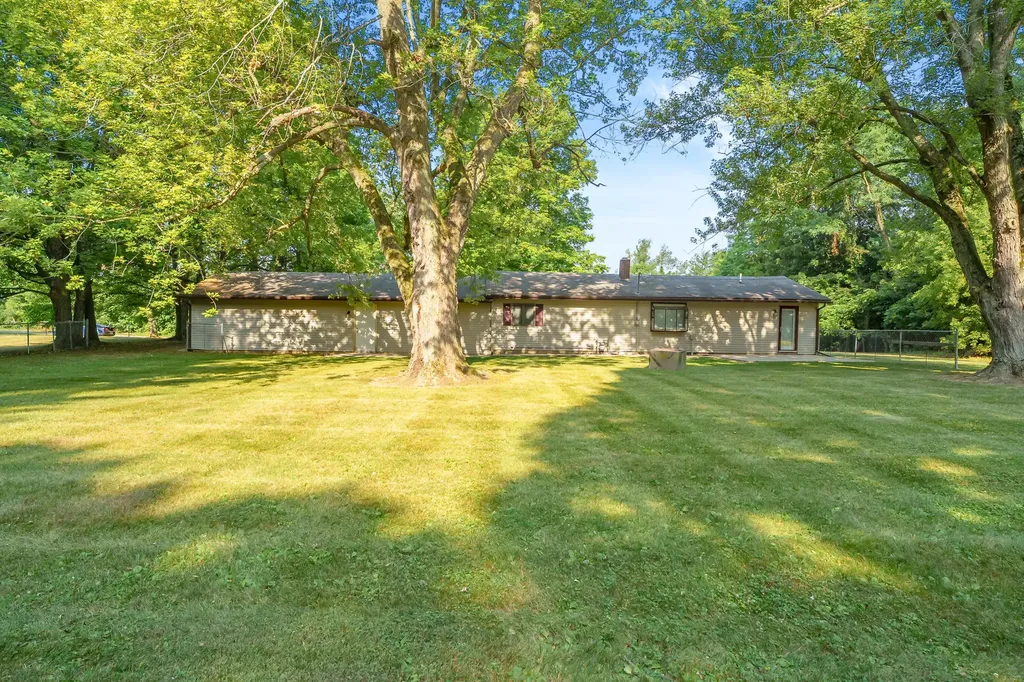 12876 Helmer Road S Battle Creek City MI 49015