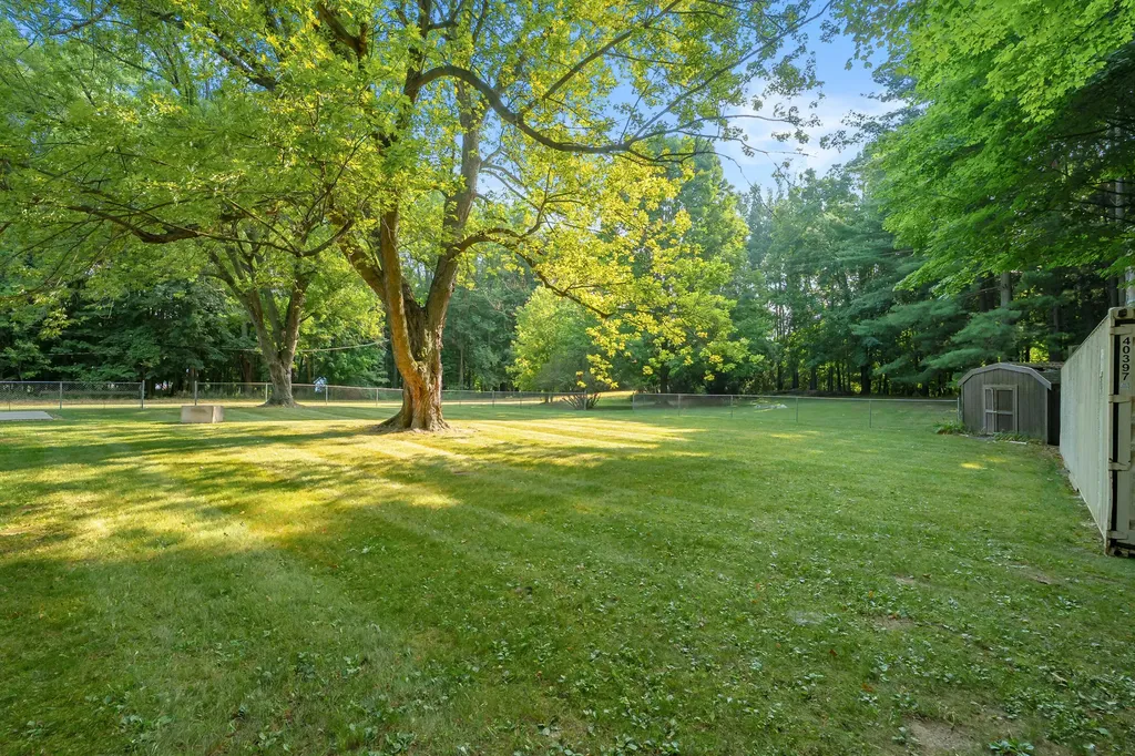 12876 Helmer Road S Battle Creek City MI 49015