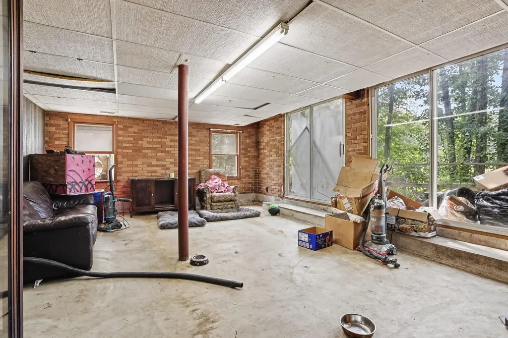 11091 W Drive N Pennfield Charter Township MI 49021