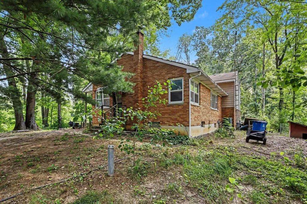 11091 W Drive N Pennfield Charter Township MI 49021