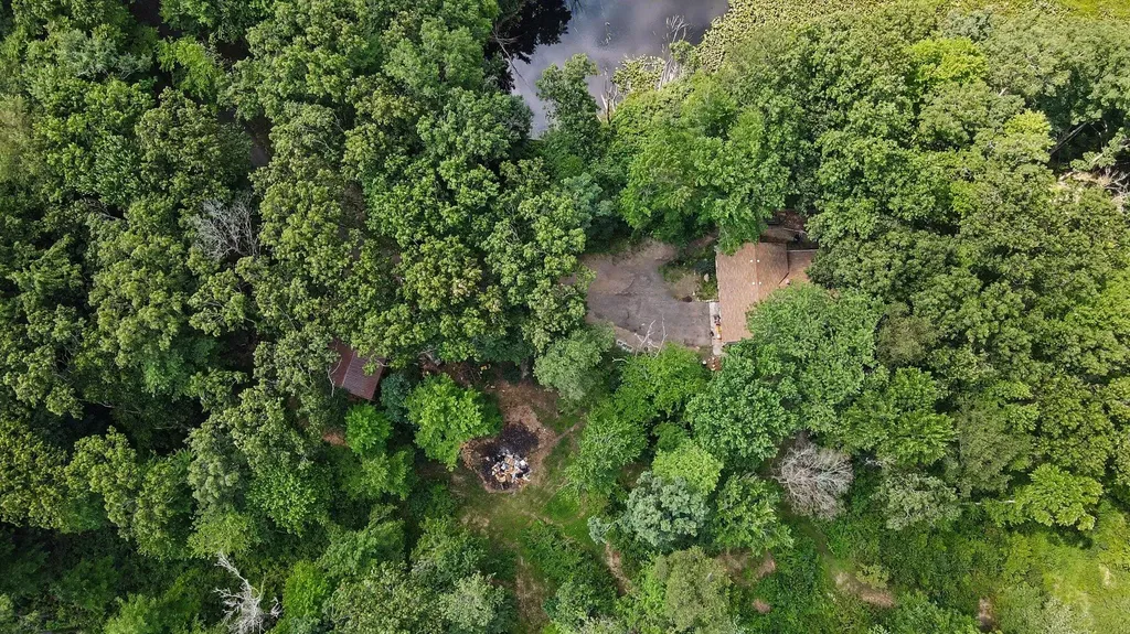 11091 W Drive N Pennfield Charter Township MI 49021