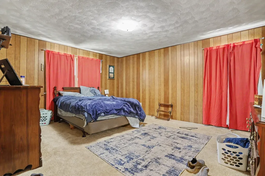 11091 W Drive N Pennfield Charter Township MI 49021