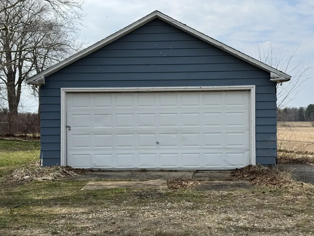 13512 S 42nd Street Wakeshma Township MI 49097