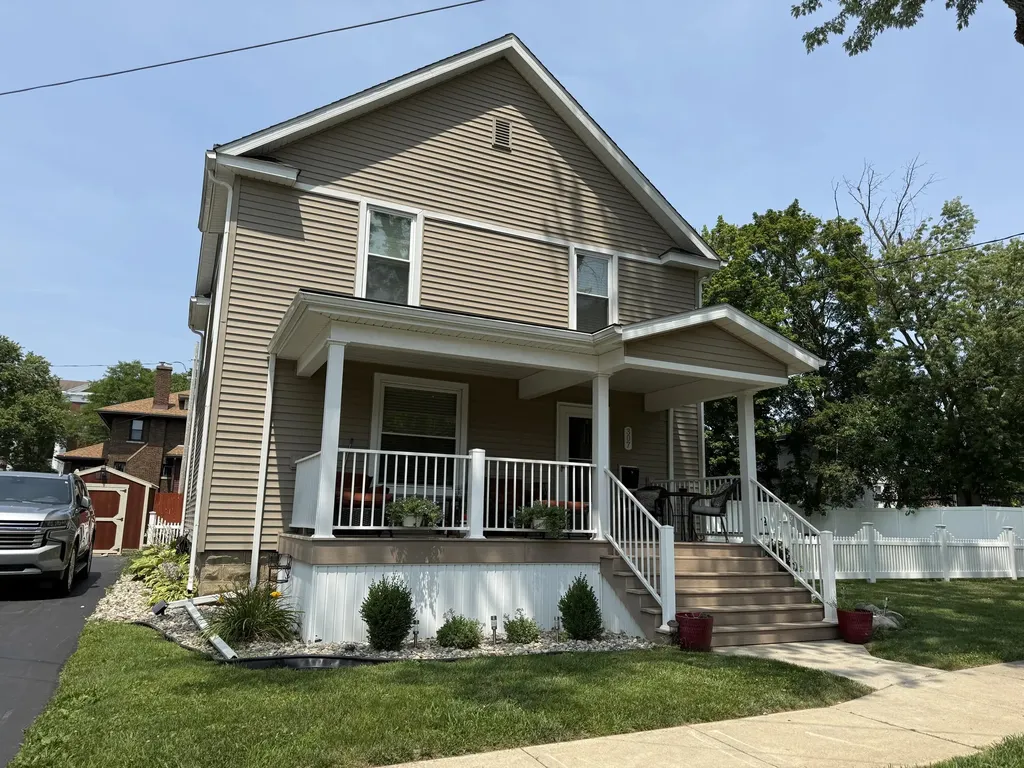 307 Perry Street Albion City MI 49224