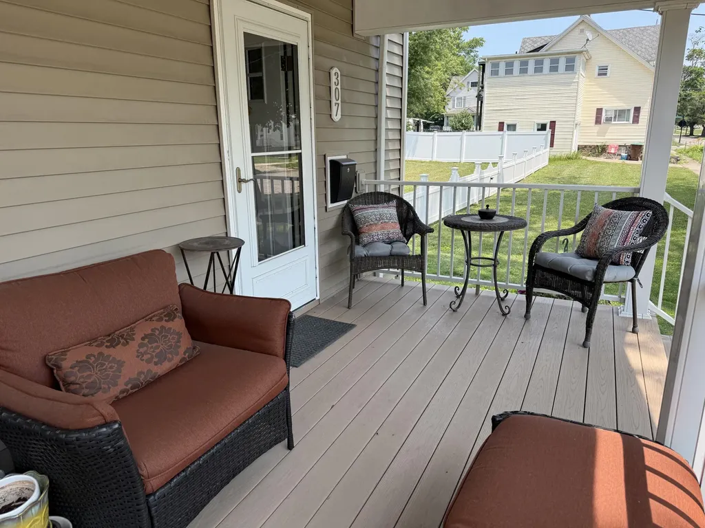 307 Perry Street Albion City MI 49224