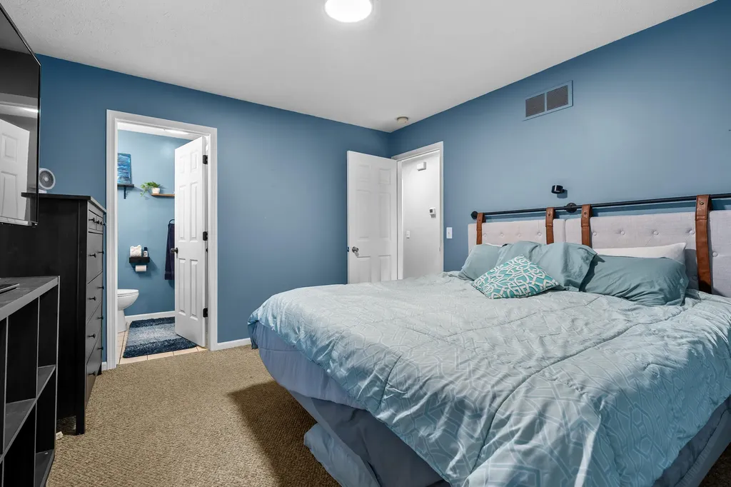 150 Gull Pointe Drive Bedford Charter Township MI 49017