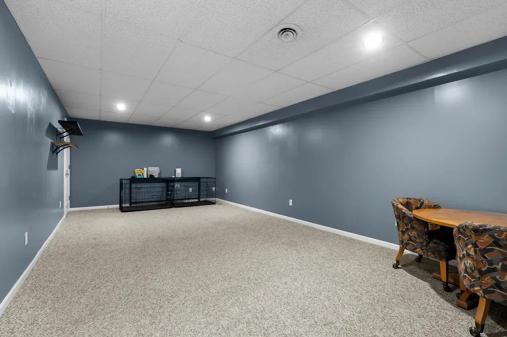 150 Gull Pointe Drive Bedford Charter Township MI 49017