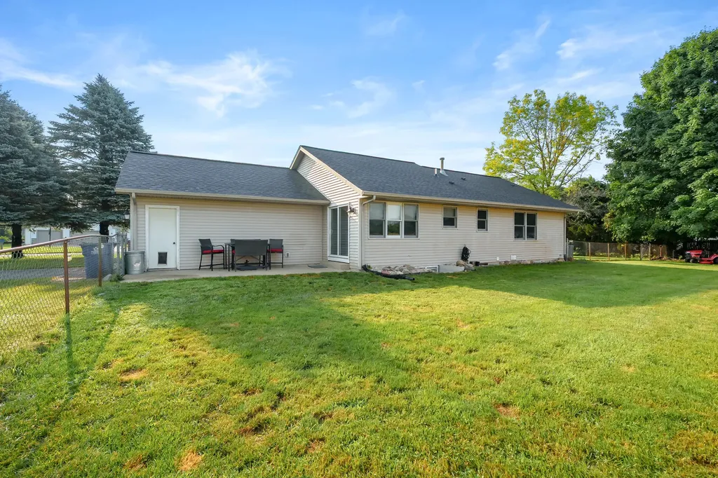 150 Gull Pointe Drive Bedford Charter Township MI 49017