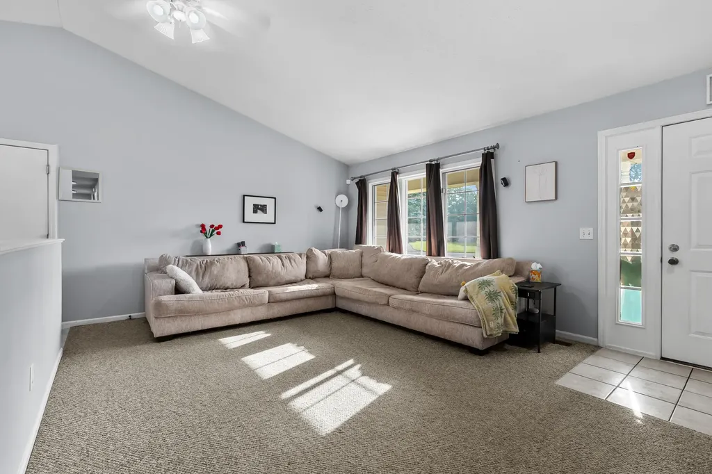 150 Gull Pointe Drive Bedford Charter Township MI 49017