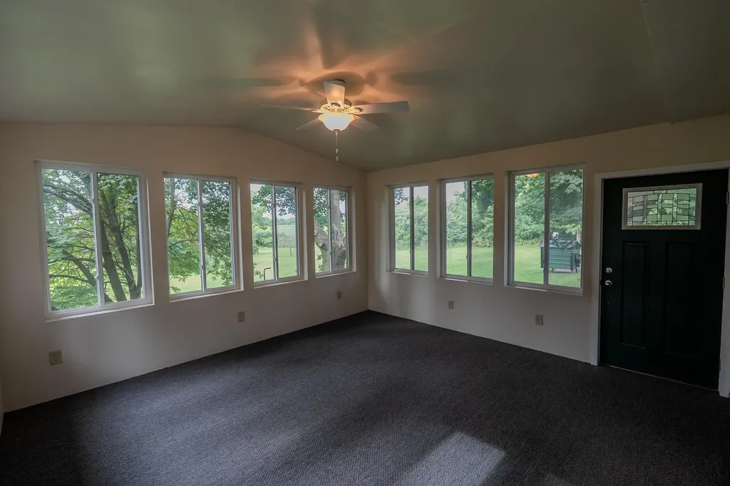 7260 W Kinsel Highway Vermontville Township MI 49096