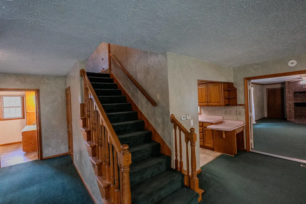 7260 W Kinsel Highway Vermontville Township MI 49096