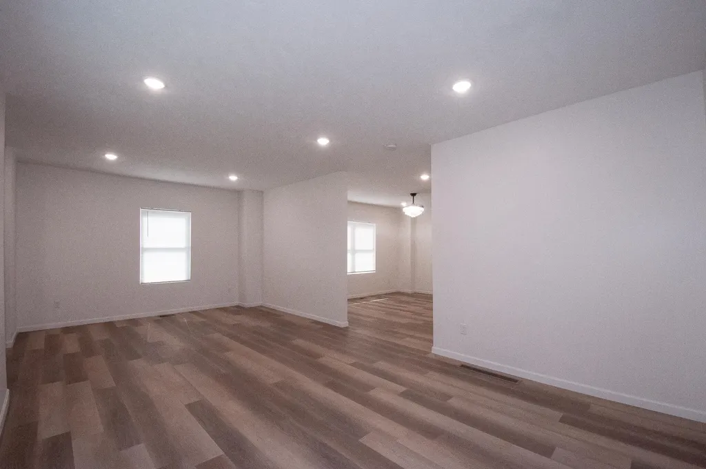 123 W Manchester Street Battle Creek City MI 49037