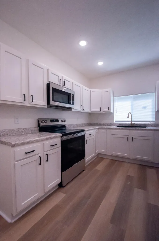 123 W Manchester Street Battle Creek City MI 49037