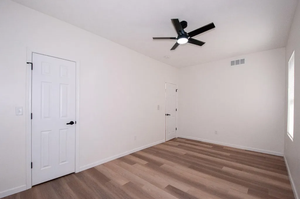 123 W Manchester Street Battle Creek City MI 49037