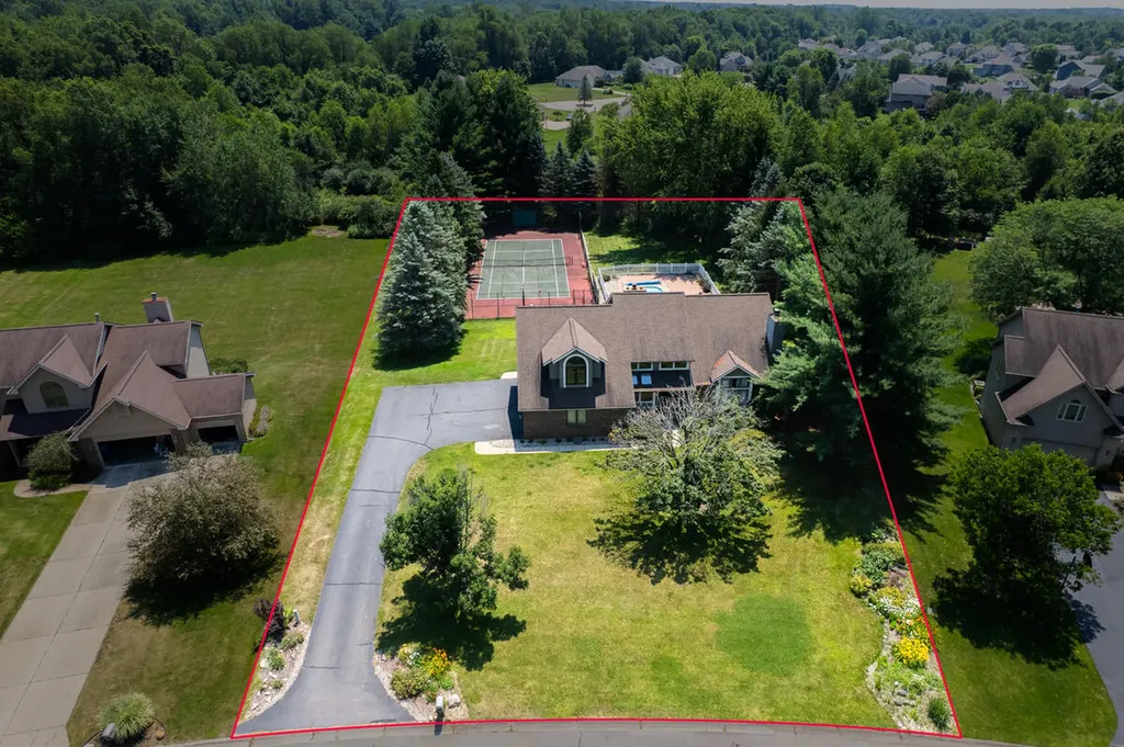 111 Tiffany Lane Battle Creek City MI 49015