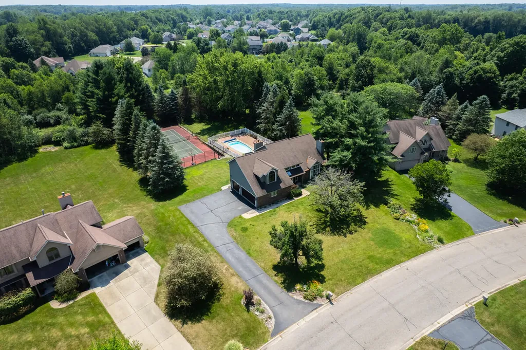 111 Tiffany Lane Battle Creek City MI 49015