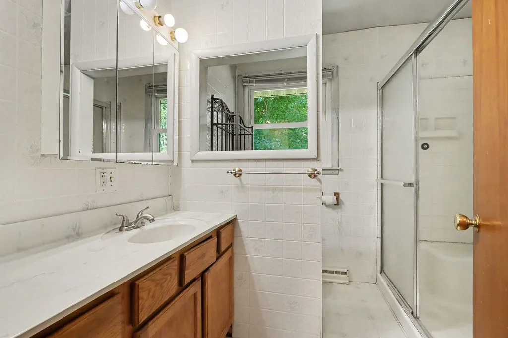 199 Highfield Road Marshall Township MI 49068