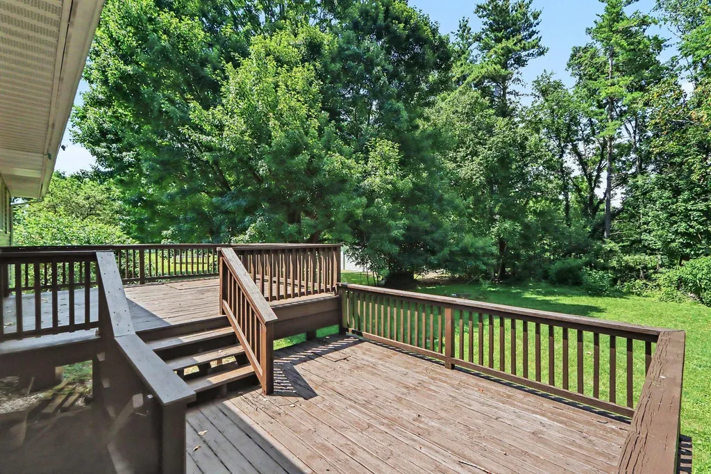 199 Highfield Road Marshall Township MI 49068
