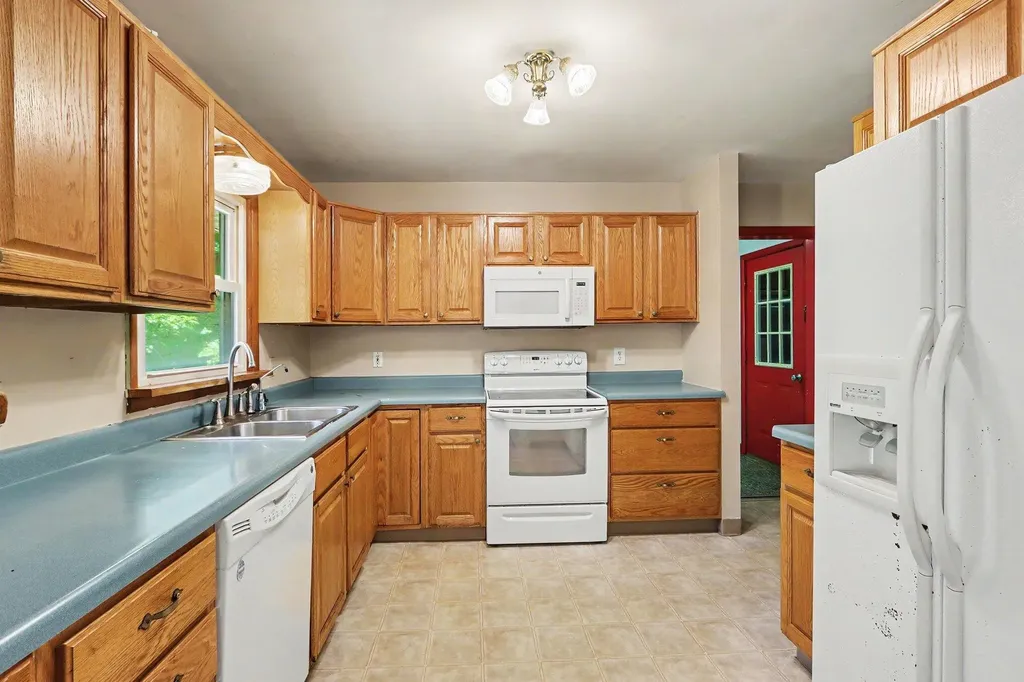 199 Highfield Road Marshall Township MI 49068