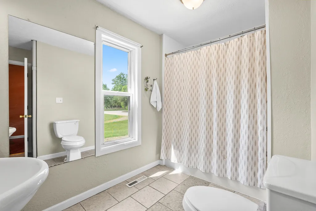 12103 S M 66 Assyria Township MI 49021