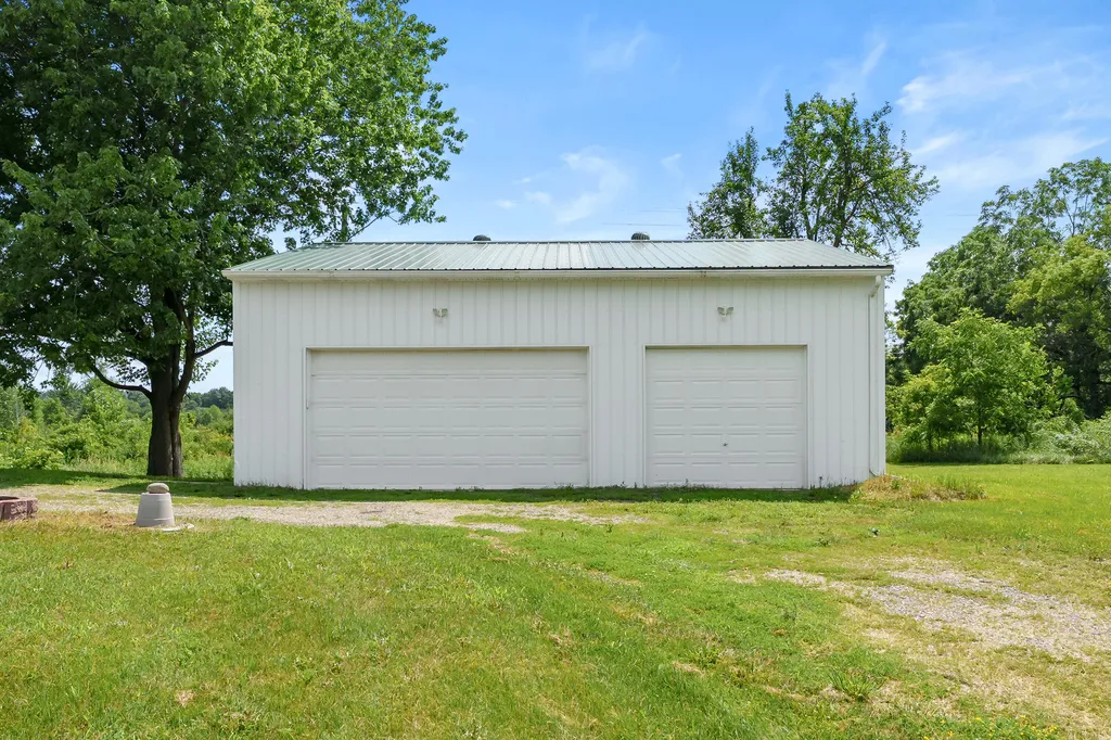 12103 S M 66 Assyria Township MI 49021