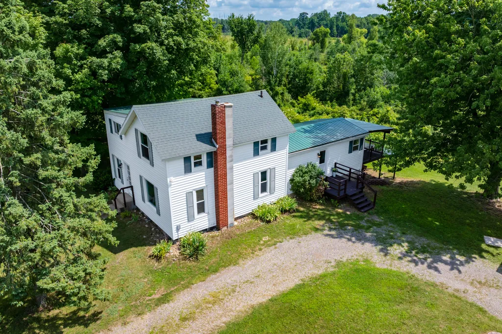 12103 S M 66 Assyria Township MI 49021