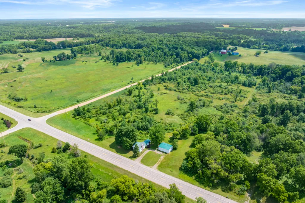 12103 S M 66 Assyria Township MI 49021