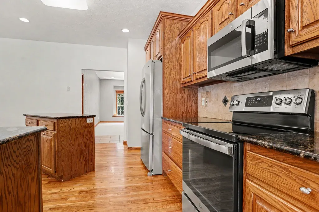 7165 Trappers Ridge Emmett Charter Township MI 49014