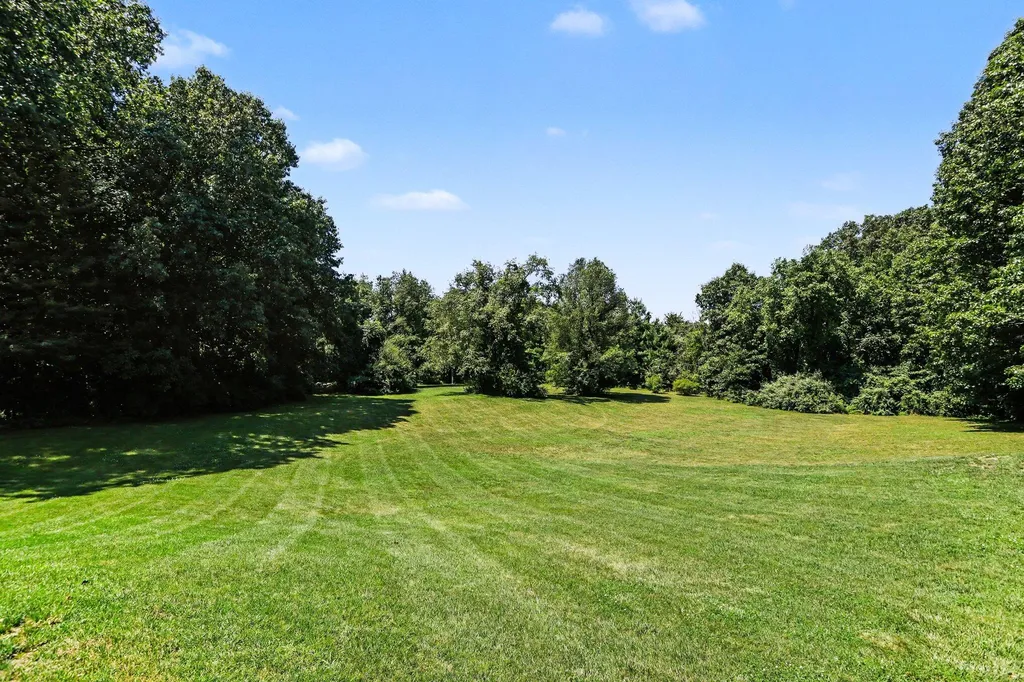 7165 Trappers Ridge Emmett Charter Township MI 49014