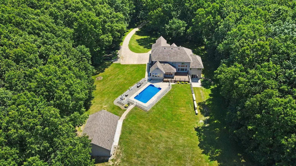7165 Trappers Ridge Emmett Charter Township MI 49014