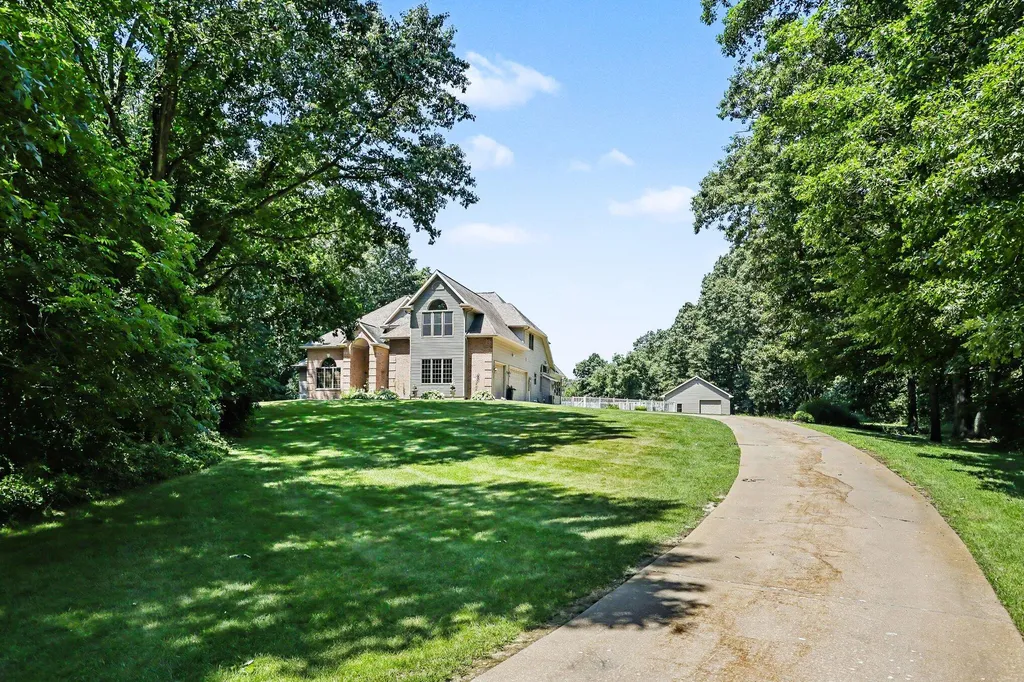 7165 Trappers Ridge Emmett Charter Township MI 49014