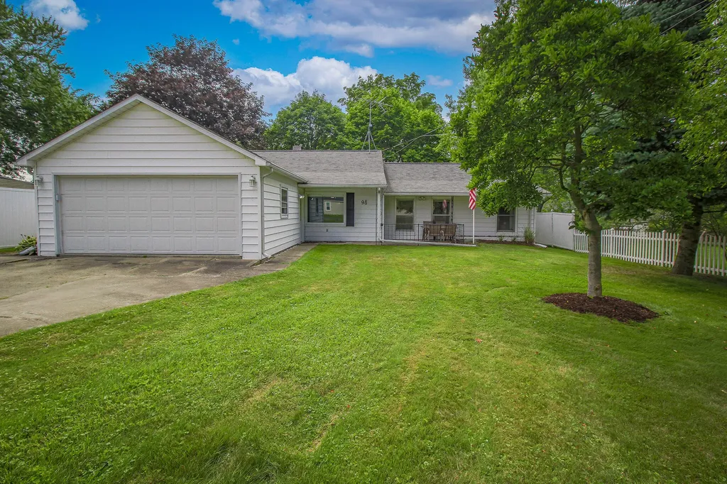 98 S 29th Street S Battle Creek City MI 49015