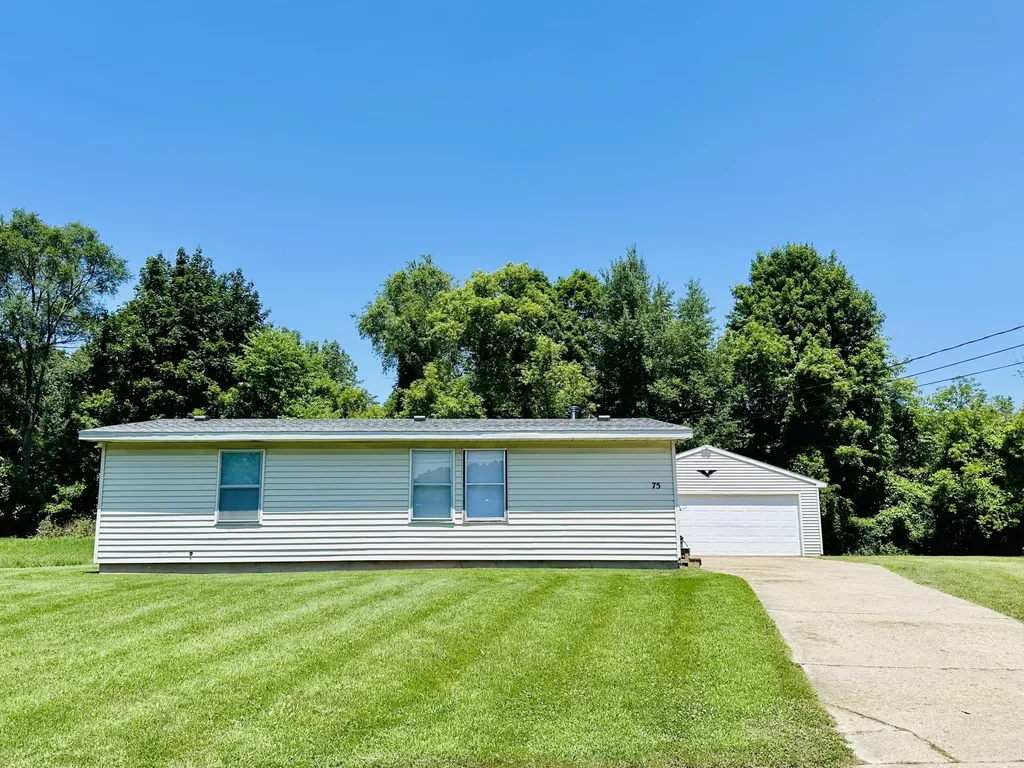 75 E Baldwin Avenue Battle Creek City MI 49037