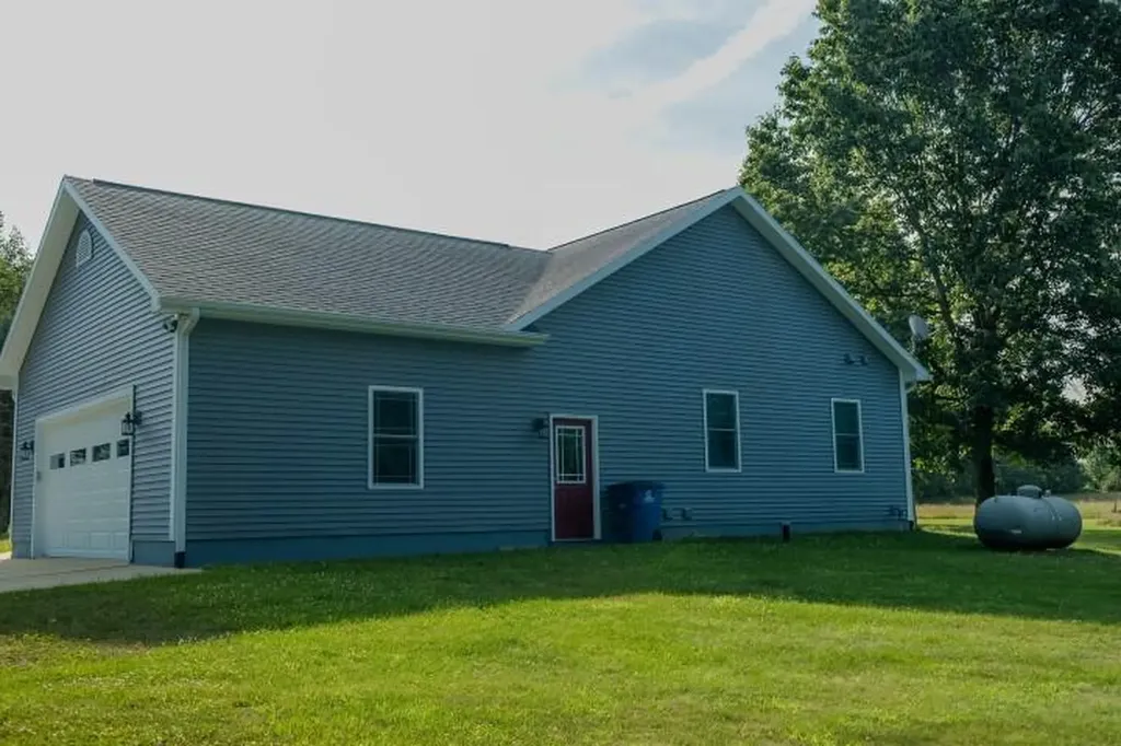 9710 Campbell Lane Bellevue Township MI 49021