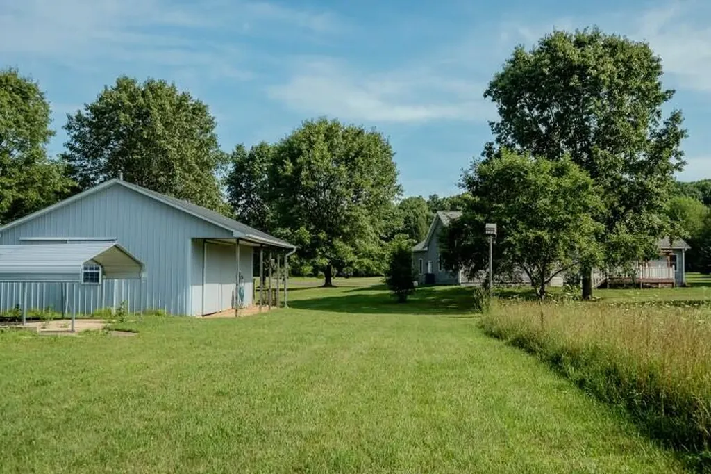 9710 Campbell Lane Bellevue Township MI 49021