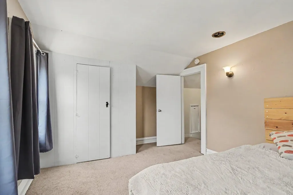 302 Exchange Street Marshall City MI 49068