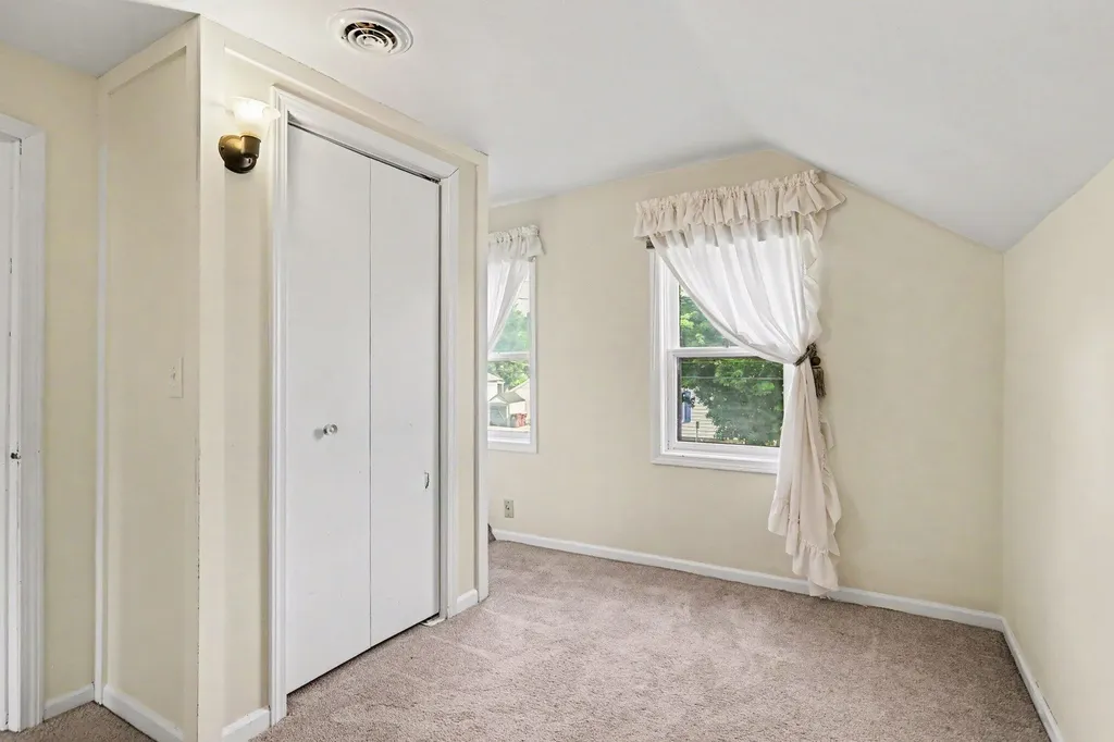302 Exchange Street Marshall City MI 49068