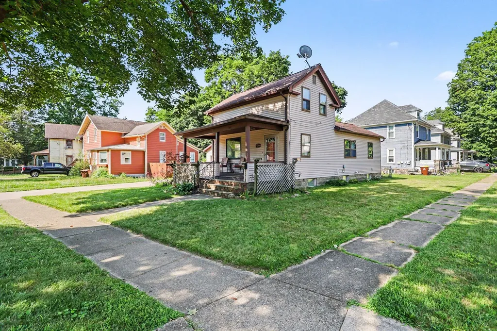 302 Exchange Street Marshall City MI 49068