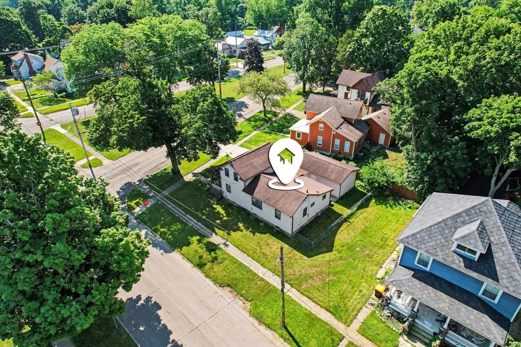 302 Exchange Street Marshall City MI 49068