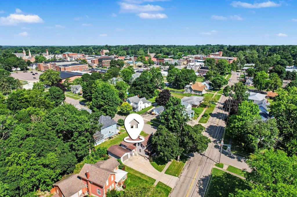 302 Exchange Street Marshall City MI 49068